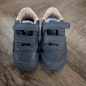 Toddler Nike Air shoes